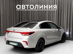 Седан Kia Rio 2019 года, 950000 рублей, Красноярск