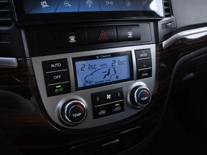 Внедорожник Hyundai Santa Fe 2011 года, 1570000 рублей, Волгоград