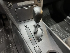 Седан Toyota Avensis 2011 года, 1147000 рублей, Красноярск