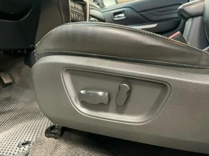 Пикап Mitsubishi L200 2023 года, 3700000 рублей, Красноярск