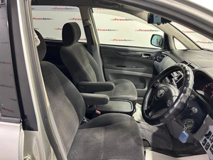 Минивэн Toyota Ipsum 2001 года, 749000 рублей, Красноярск