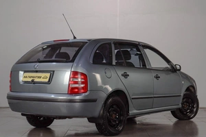 Универсал Skoda Fabia 2003 года, 419000 рублей, Челябинск