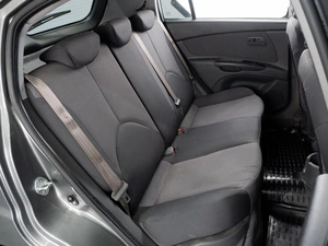 Хетчбэк Kia Rio 2011 года, 619000 рублей, Тюмень