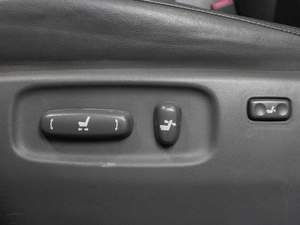 Внедорожник Toyota Land Cruiser 2010 года, 2849000 рублей, Тюмень