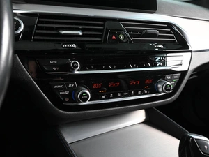 Седан BMW 5 серия 2019 года, 3714070 рублей, Аксай