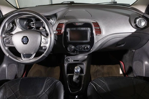 Внедорожник Renault Kaptur 2019 года, 1699000 рублей, Новосибирск