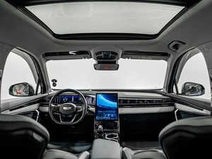 Внедорожник Geely Atlas 2023 года, 3200000 рублей, Красноярск