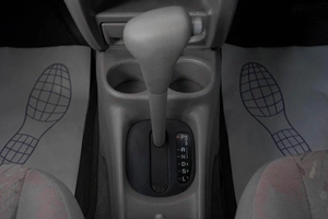 Хетчбэк Mazda Demio 2001 года, 349000 рублей, Кемерово