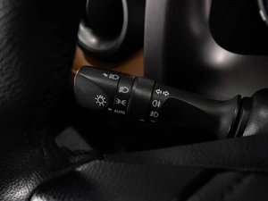 Внедорожник Toyota RAV4 2017 года, 2429000 рублей, Тюмень