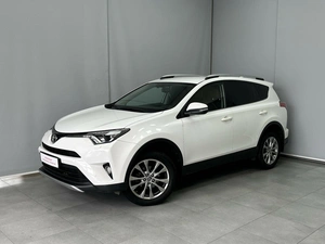 Внедорожник Toyota RAV4 2018 года, 2644990 рублей, Красноярск