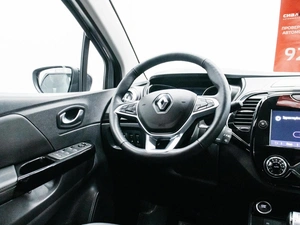 Внедорожник Renault Kaptur 2022 года, 1799000 рублей, Красноярск