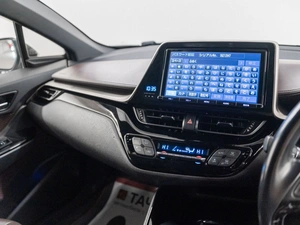 Внедорожник Toyota C-HR 2018 года, 1950000 рублей, Красноярск