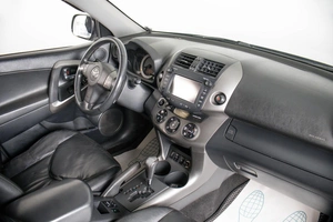 Внедорожник Toyota RAV4 2011 года, 1399000 рублей, Пермь