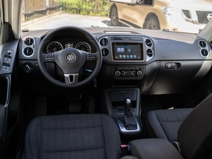 Внедорожник Volkswagen Tiguan 2011 года, 1299000 рублей, Большой Сочи