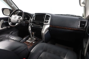 Внедорожник Toyota Land Cruiser 2015 года, 4389000 рублей, Новосибирск