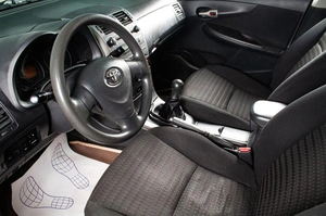 Седан Toyota Corolla 2007 года, 769000 рублей, Сургут