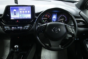 Внедорожник Toyota C-HR 2017 года, 1958000 рублей, Солонцы