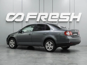 Седан Volkswagen Jetta 2010 года, 629000 рублей, Воронеж