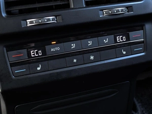 Внедорожник Volkswagen Touareg 2019 года, 4390000 рублей, Краснодар