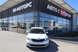 Хэтчбек Skoda Rapid 2014 года, 1180000 рублей, Мирное