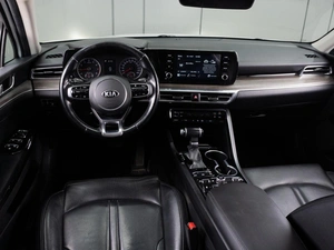 Седан Kia K5 2021 года, 2400000 рублей, Тюмень