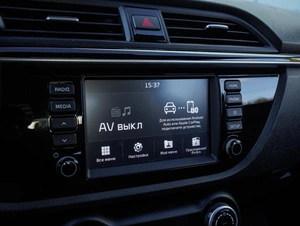 Хетчбэк Kia Rio X-Line 2019 года, 1460000 рублей, Большой Сочи