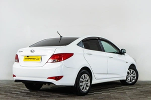 Седан Hyundai Solaris 2016 года, 1059000 рублей, Сургут