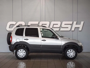 Внедорожник Chevrolet Niva 2019 года, 850000 рублей, Муром