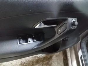 Седан Volkswagen Polo 2016 года, 1200000 рублей, Назарово