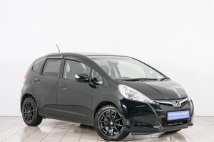 Хетчбэк Honda Fit 2013 года, 899000 рублей, Красноярск