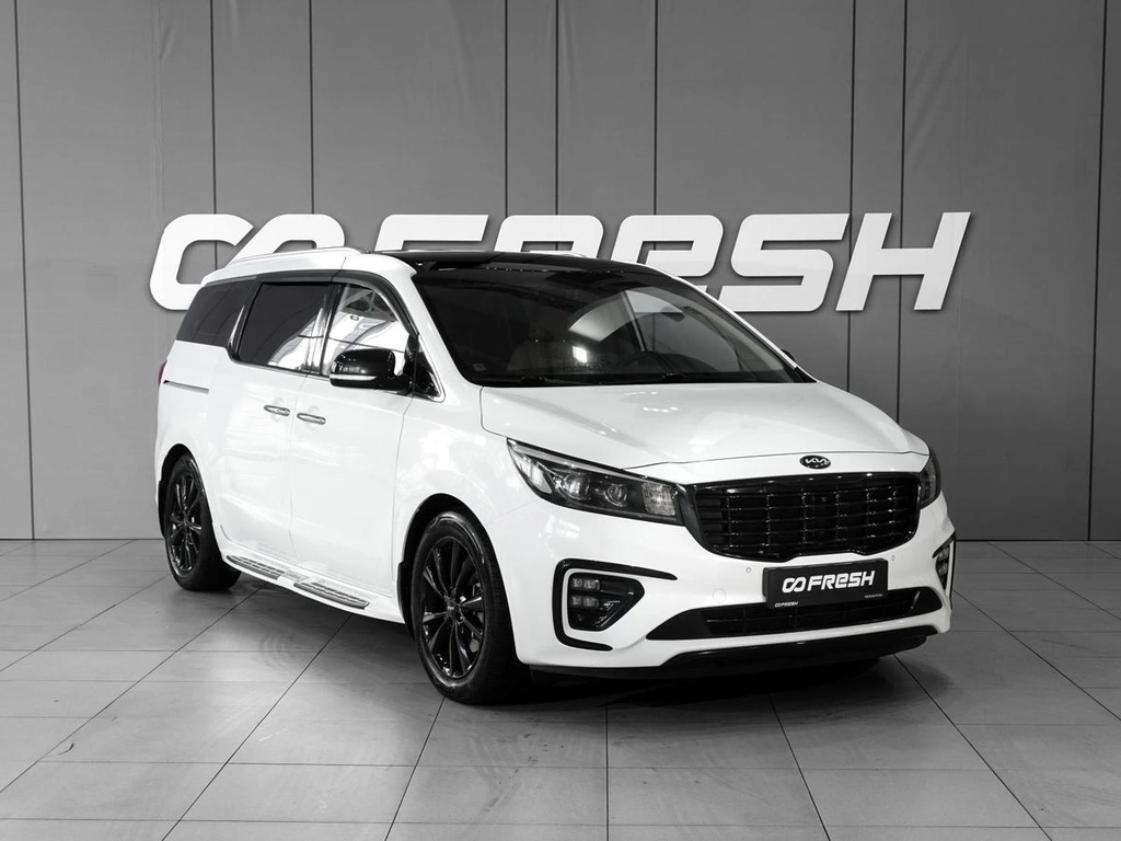 Минивэн Kia Carnival 2018 года, 2649000 рублей, Тверь