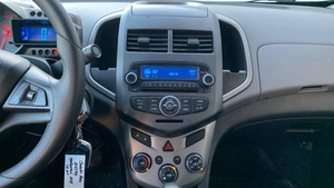 Седан Chevrolet Aveo 2012 года, 592000 рублей, Красноярск