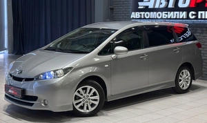 Минивэн Toyota Wish 2010 года, 1297000 рублей, Красноярск