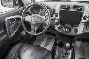 Внедорожник Toyota RAV4 2009 года, 1379000 рублей, Барнаул