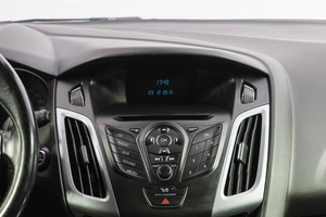 Хетчбэк Ford Focus 2012 года, 829000 рублей, Новосибирск