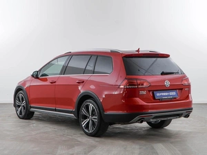 Универсал Volkswagen Golf 2019 года, 2491046 рублей, Москва