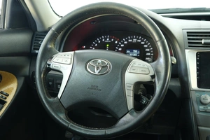 Седан Toyota Camry 2006 года, 1029000 рублей, Омск