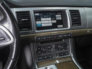 Седан Jaguar XF 2015 года, 1610000 рублей, Ростов-на-Дону