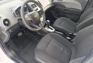 Седан Chevrolet Aveo 2014 года, 705000 рублей, Красноярск