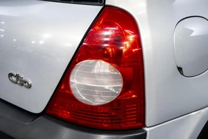 Хетчбэк Renault Clio 2004 года, 399000 рублей, Барнаул