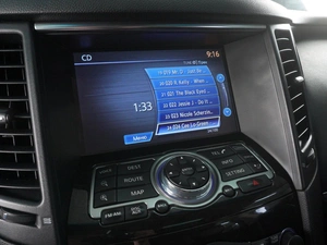 Внедорожник Infiniti QX70 2015 года, 2430000 рублей, Красный Пахарь