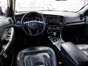 Седан Kia Optima 2012 года, 1370000 рублей, Краснодар