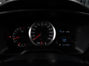 Седан Toyota Corolla 2019 года, 1799000 рублей, Тюмень