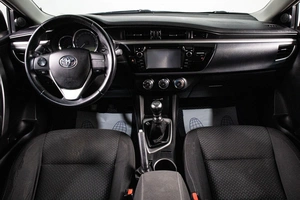 Седан Toyota Corolla 2013 года, 1189000 рублей, Сургут