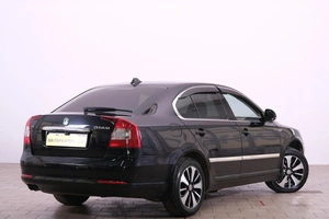 Лифтбек Skoda Octavia 2012 года, 919000 рублей, Омск