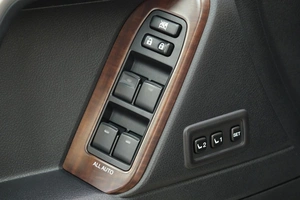 Внедорожник Toyota Land Cruiser Prado 2015 года, 4519000 рублей, Омск