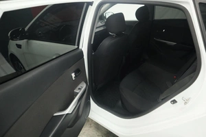 Хэтчбек Kia Rio 2014 года, 1250000 рублей, Курск