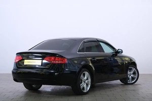 Седан Audi A4 2011 года, 1149000 рублей, Омск
