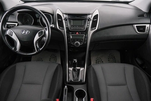 Хетчбэк Hyundai i30 2013 года, 849000 рублей, Красноярск