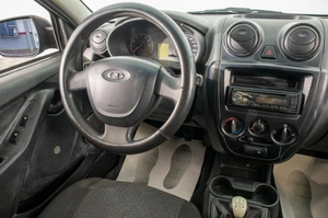 Седан ВАЗ (LADA) Granta 2017 года, 399000 рублей, Барнаул